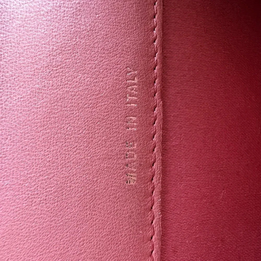 Chanel Camellia Card Holder second hand - Picture 11 of 14